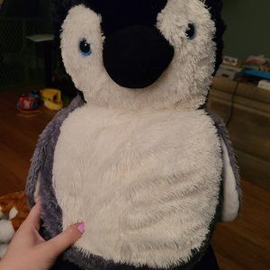 Toys r us Penguin plush NWT